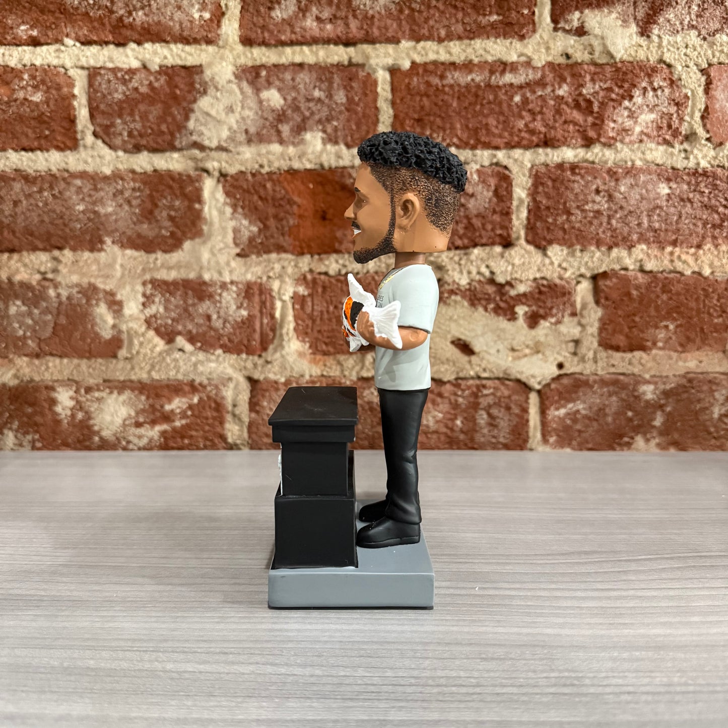 Ozzie Albies Fish Tank Bobblehead 7/12/25