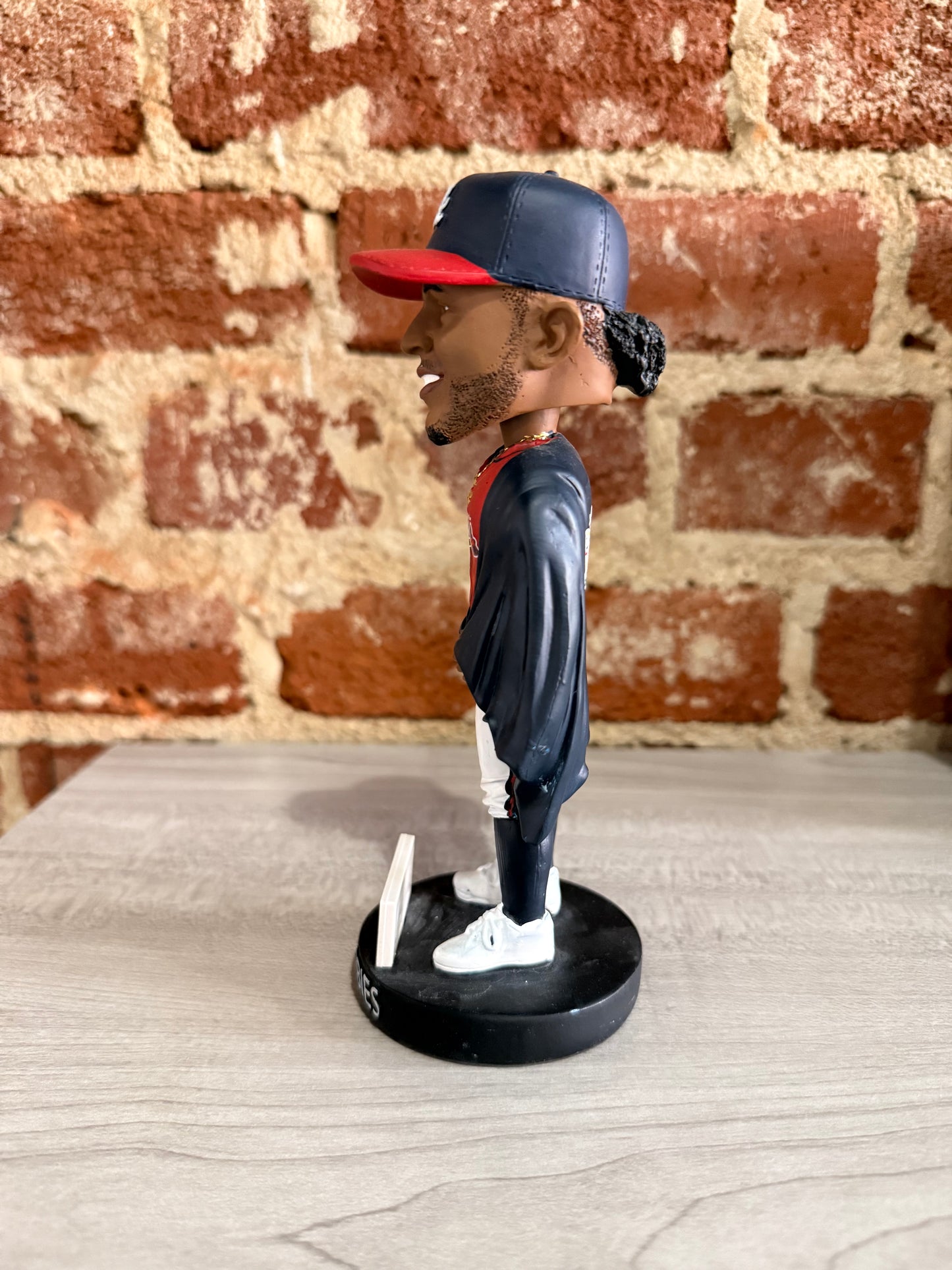 Ozzie Albies Los Bravos Bobblehead