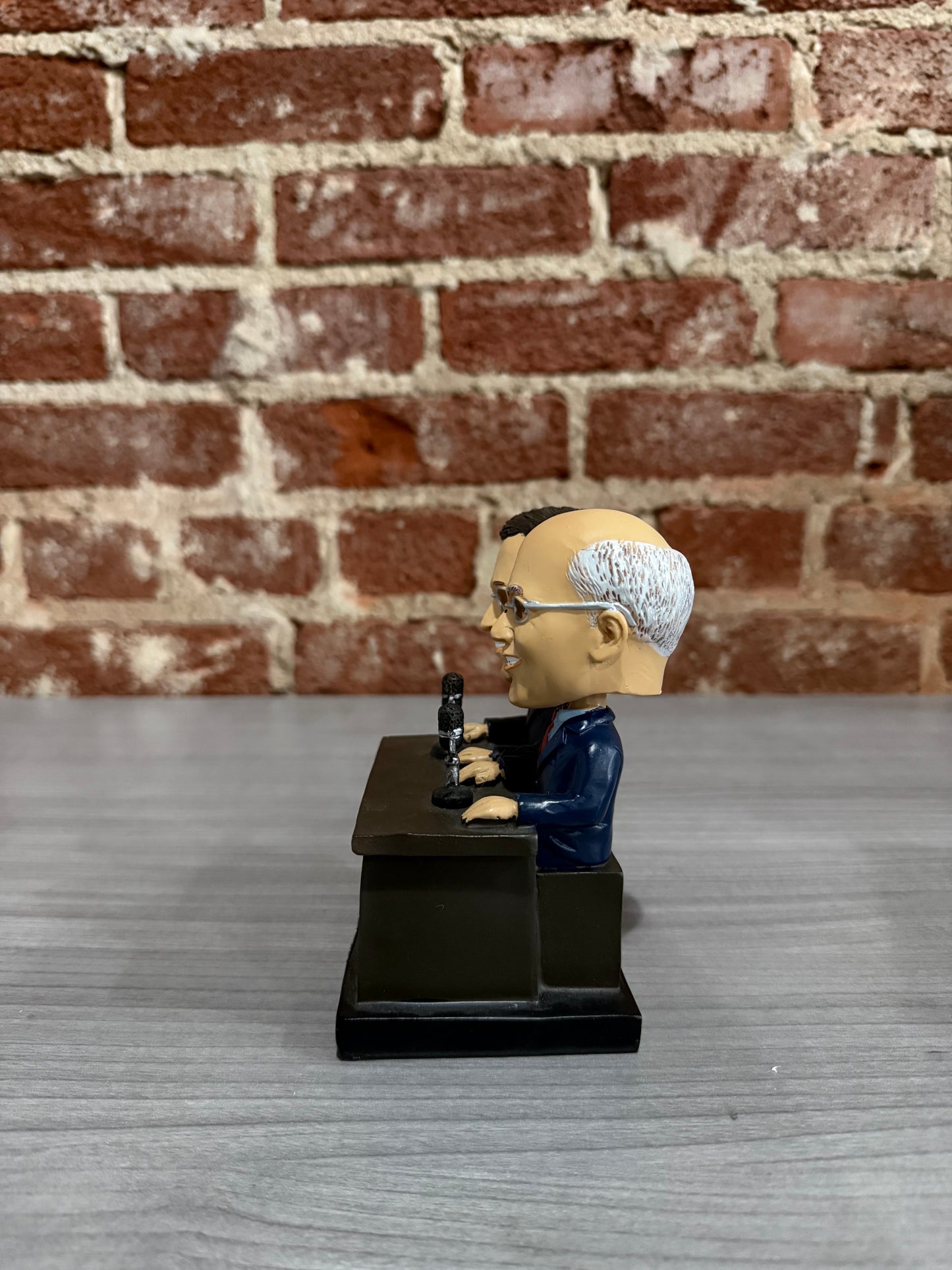 Skip and Pete Atlanta Braves Bobblehead (Batteries need to be replaced)