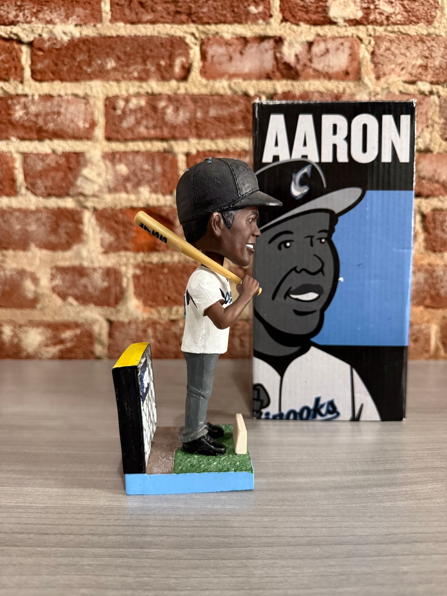 2016 Hank Aaron Lakeshore Chinooks Bobblehead