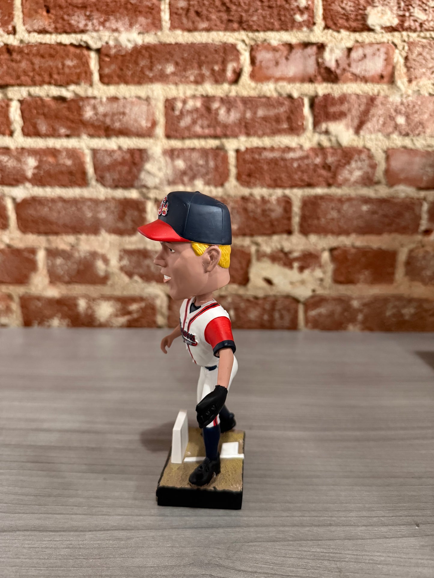 Freddie Freeman Fielding Bobblehead Gwinnett Braves