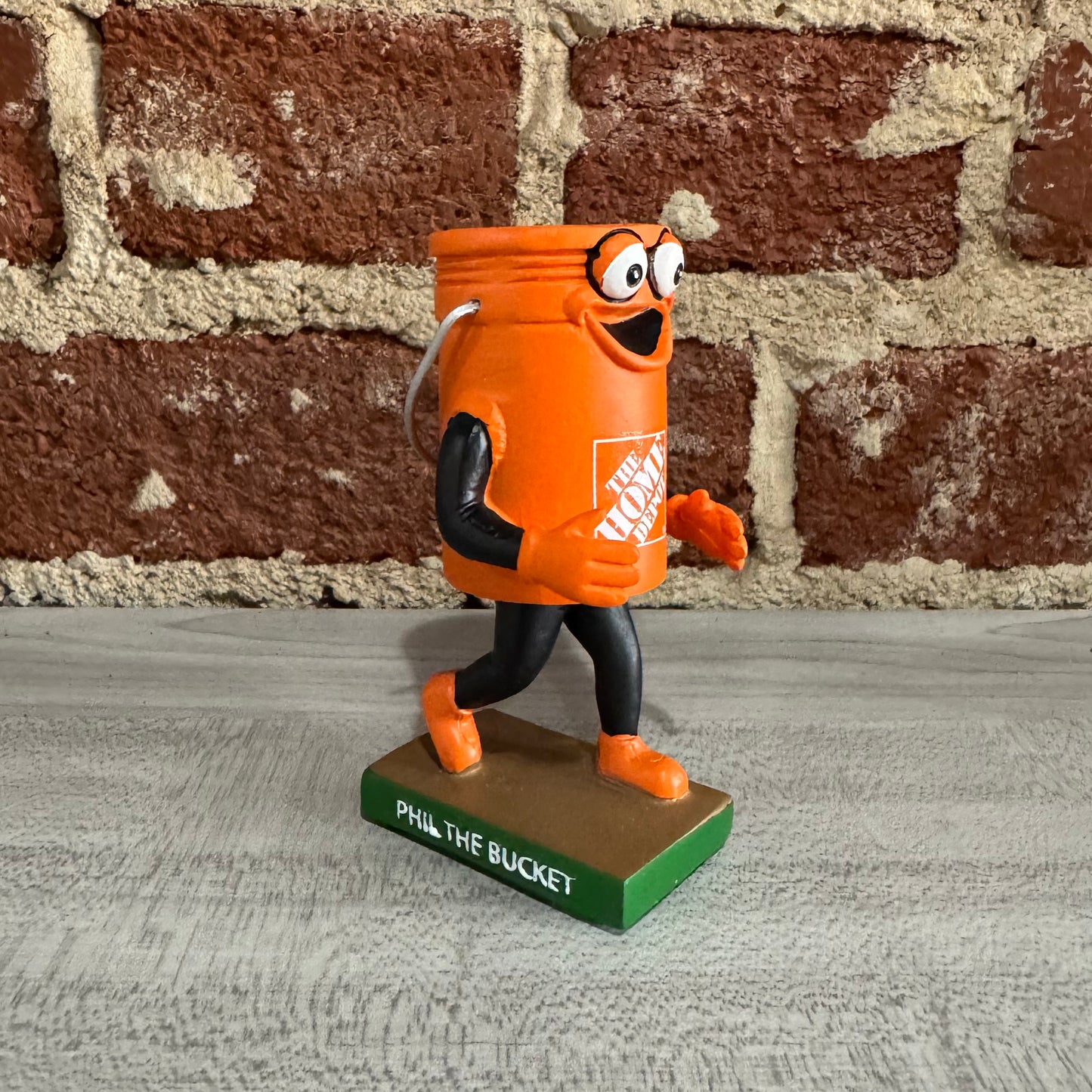 Phil Bucket Atlanta Braves Home Depot Tool Race Phil the Bucket Mini Bobblehead 5 ...